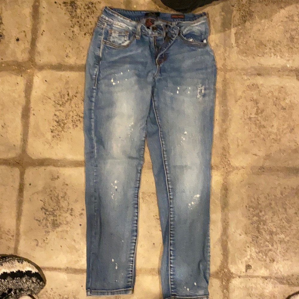 Skinny Jeans with Paint Design